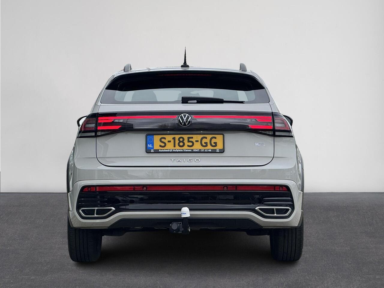 Volkswagen Taigo 1.0 TSI R-Line Business Automaat | LM-Velgen | Car-play | Digitaal dashboard | Dakrail | Trekhaak ( Vestiging Vianen Tel: 0347-371248 )