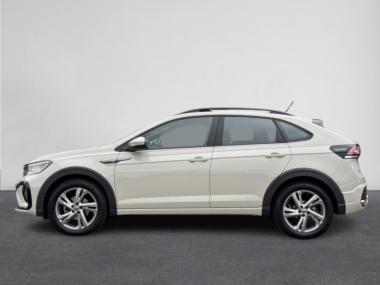 Volkswagen Taigo 1.0 TSI R-Line Business Automaat | LM-Velgen | Car-play | Digitaal dashboard | Dakrail | Trekhaak ( Vestiging Vianen Tel: 0347-371248 )