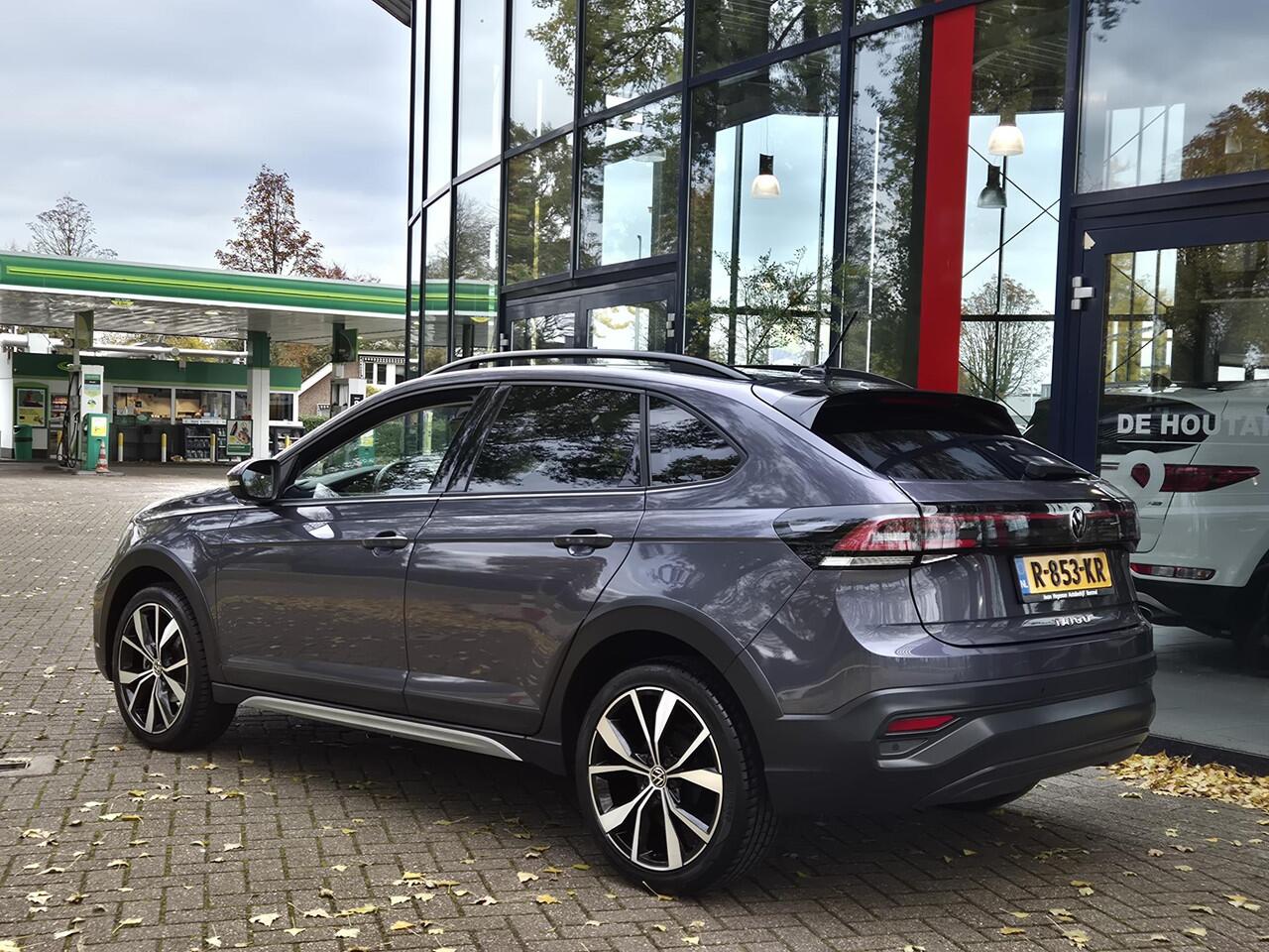 Volkswagen Taigo 1.0 TSI Life | Navigatie | Climate Control | Parkeersensoren + Camera | Cruise Control | Licht metalen velgen