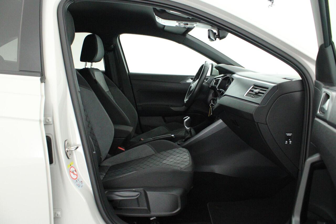 Volkswagen Taigo 1.0 TSI 110pk 2x R-Line Trekhaak Virtual Cockpit Carplay