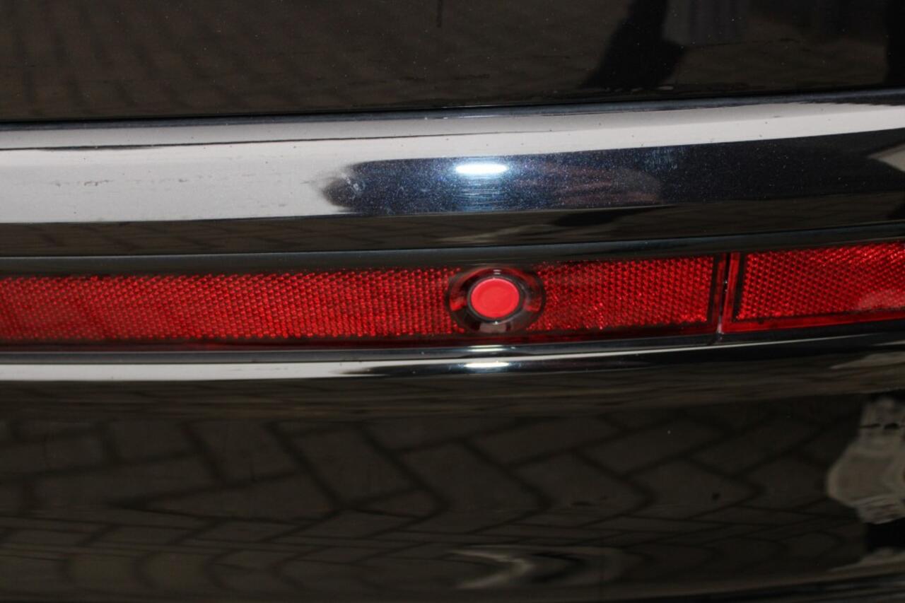 Volkswagen Taigo 1.0 TSI R-LINE Blackline Matrix LED Navi Adapt.cruise Full opt. 18LM