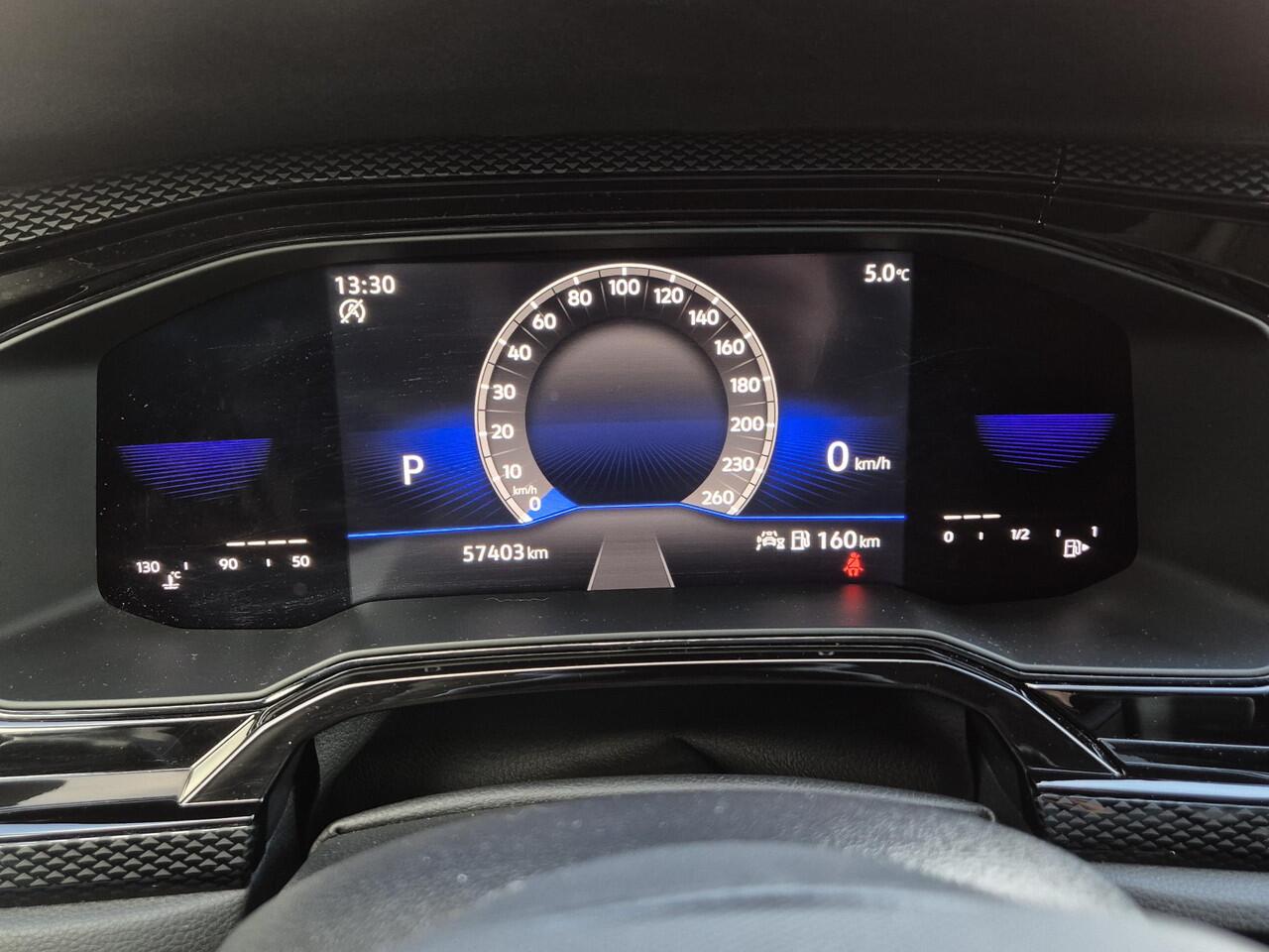 Volkswagen Taigo 1.0 TSI Life Business Automaat / Navigatie via Apple Carplay of Android Auto / Climate control / Adaptief CC / Parkeersensoren voor en achter / Lichtmetalen wielen 16" / DAB radio /