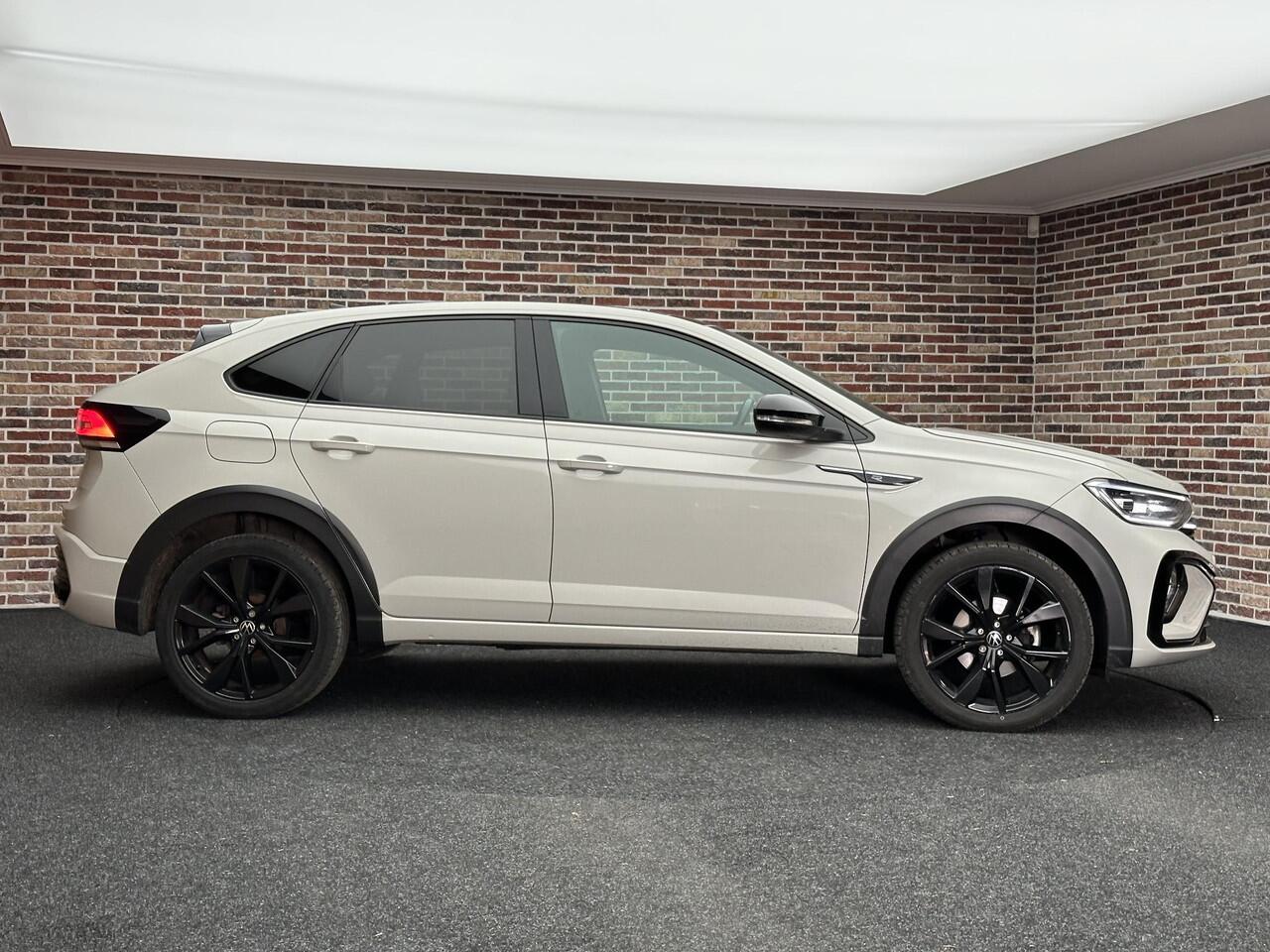 Volkswagen Taigo 1.5 TSI R-Line Business Panorama adaptive Camera Led Virtual