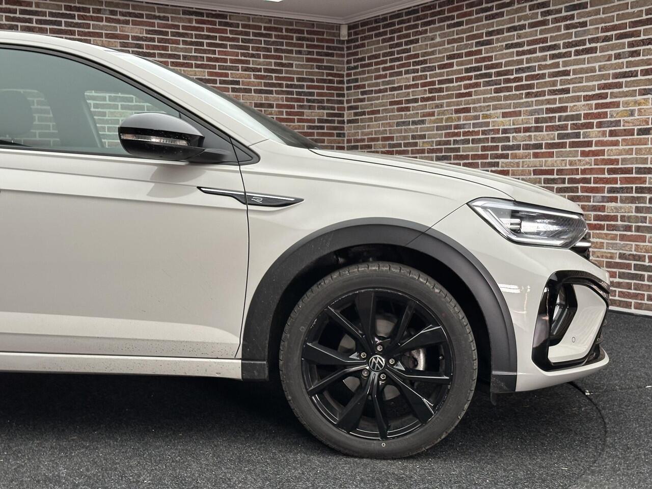 Volkswagen Taigo 1.5 TSI R-Line Business Panorama adaptive Camera Led Virtual