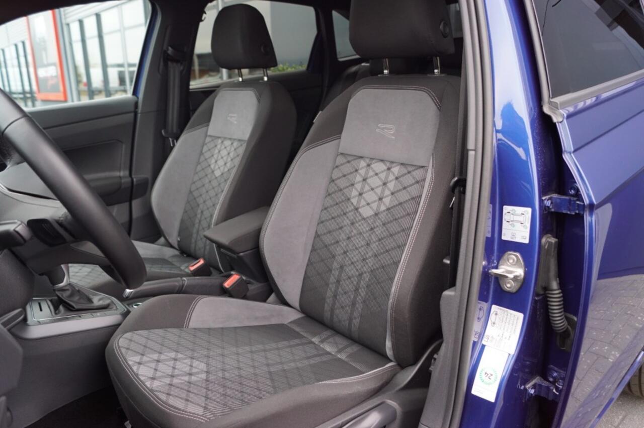 Volkswagen Taigo 1.0 TSI DSG R-Line / Panodak/ Navi/ Camera/ Virt. Cockp./18 LM