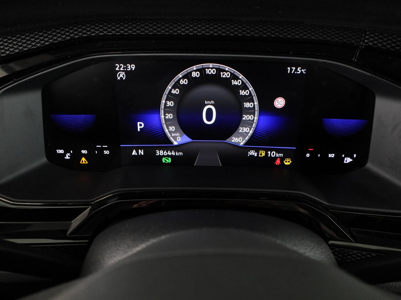 Volkswagen Taigo 1.0 TSI Life 110 pk Automaat (DSG) | Verlengde garantie | Navigatie | Parkeersensoren | Achteruitrijcamera | Stoelverwarming |