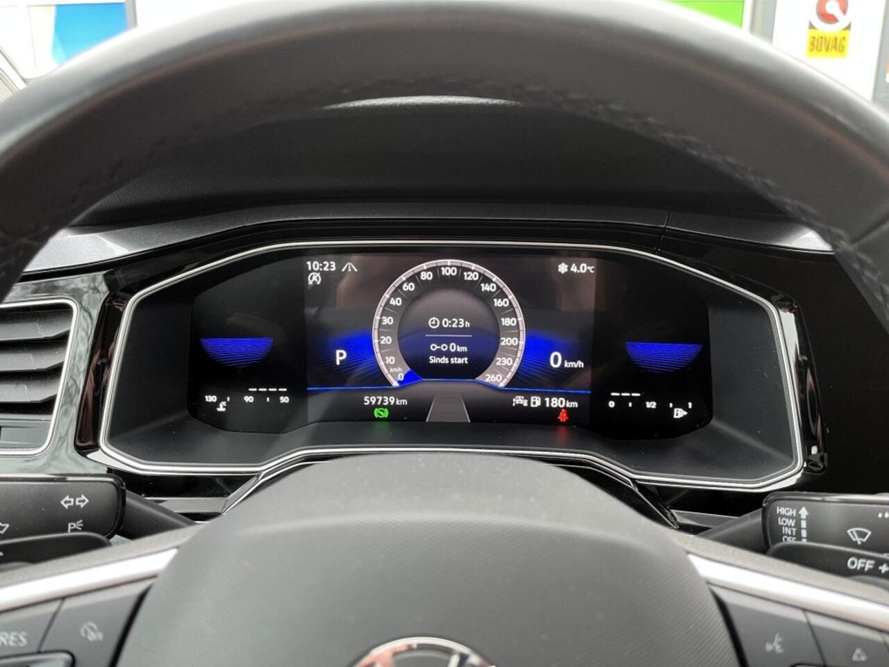 Volkswagen Taigo 1.0TSI/ Style+/ Carplay/ DSG/ Multimedia/ Digital Cockpit/ Achteruitrijcamera/ ACC/ PDC/ Climate control
