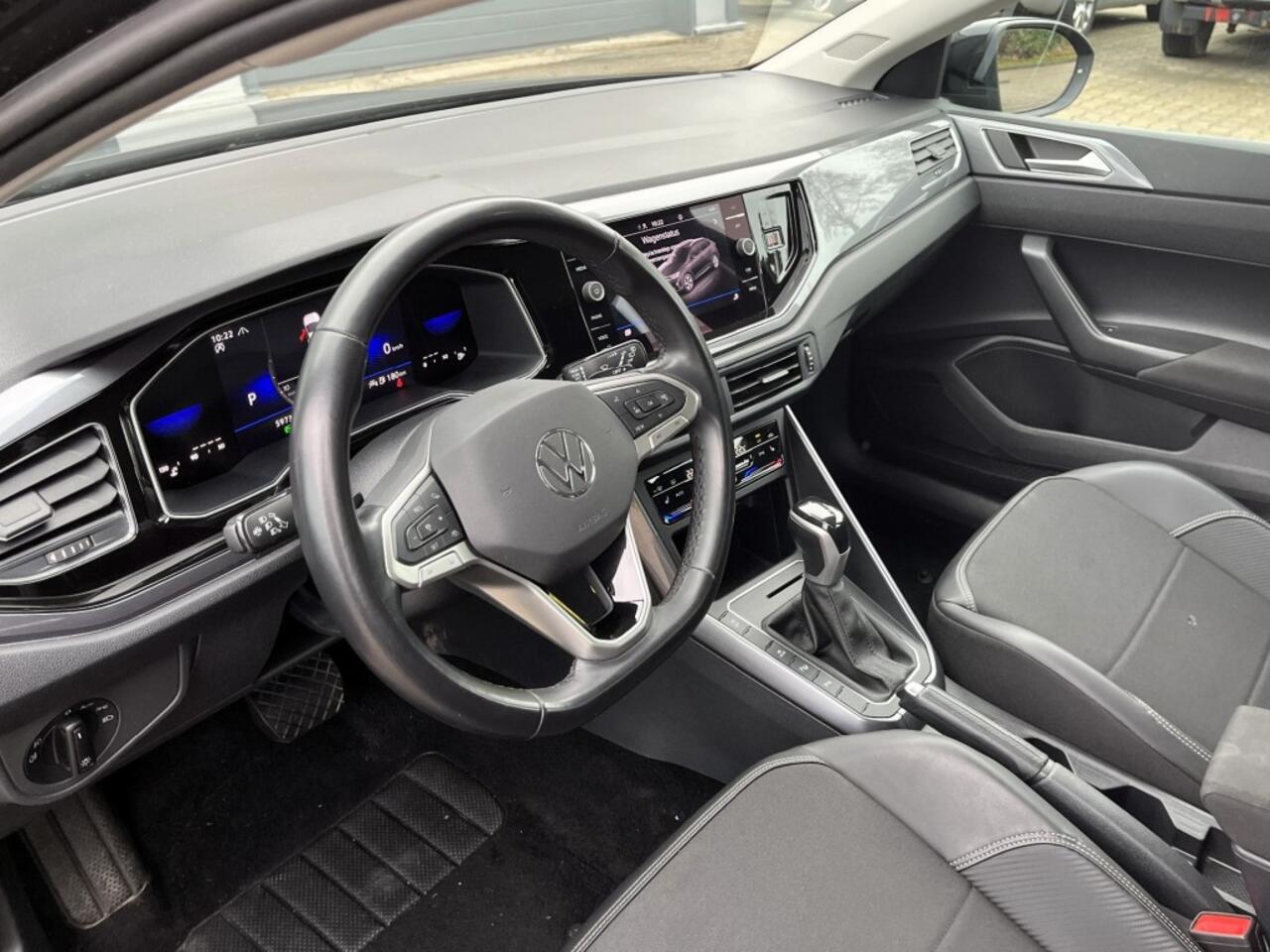 Volkswagen Taigo 1.0TSI/ Style+/ Carplay/ DSG/ Multimedia/ Digital Cockpit/ Achteruitrijcamera/ ACC/ PDC/ Climate control