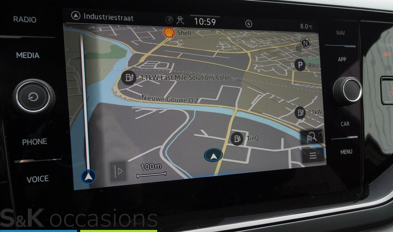 Volkswagen Taigo 1.5 TSI R-Line PANO Navi ACC Keyless
