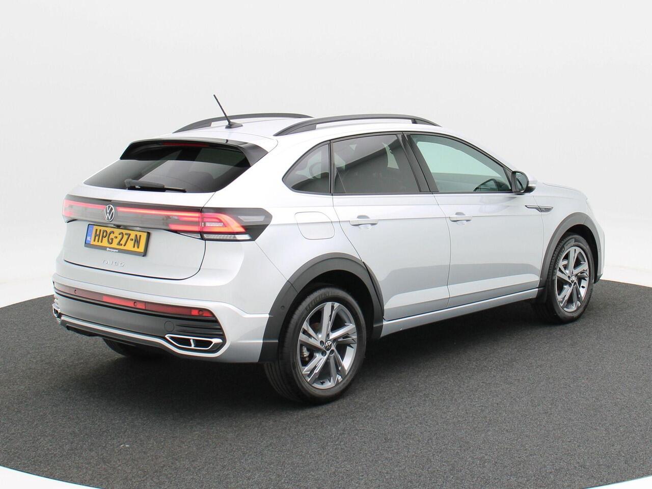 Volkswagen Taigo 1.0 TSi 110 Pk Automaat R-Line | Airco | Trekhaak | Stoelverwarming | Camera | 17 Inch | Privacy Glass | 17.204 Km!!