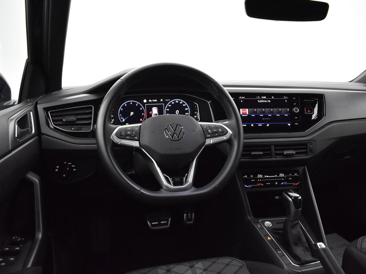 Volkswagen Taigo 1.0 Tsi 115pk DSG R-Line · Keyless · Camera · Apple/Android Car Play · P-Sensoren · 16'' Inch · Garantie t/m 31-05-2026 of 100.000km