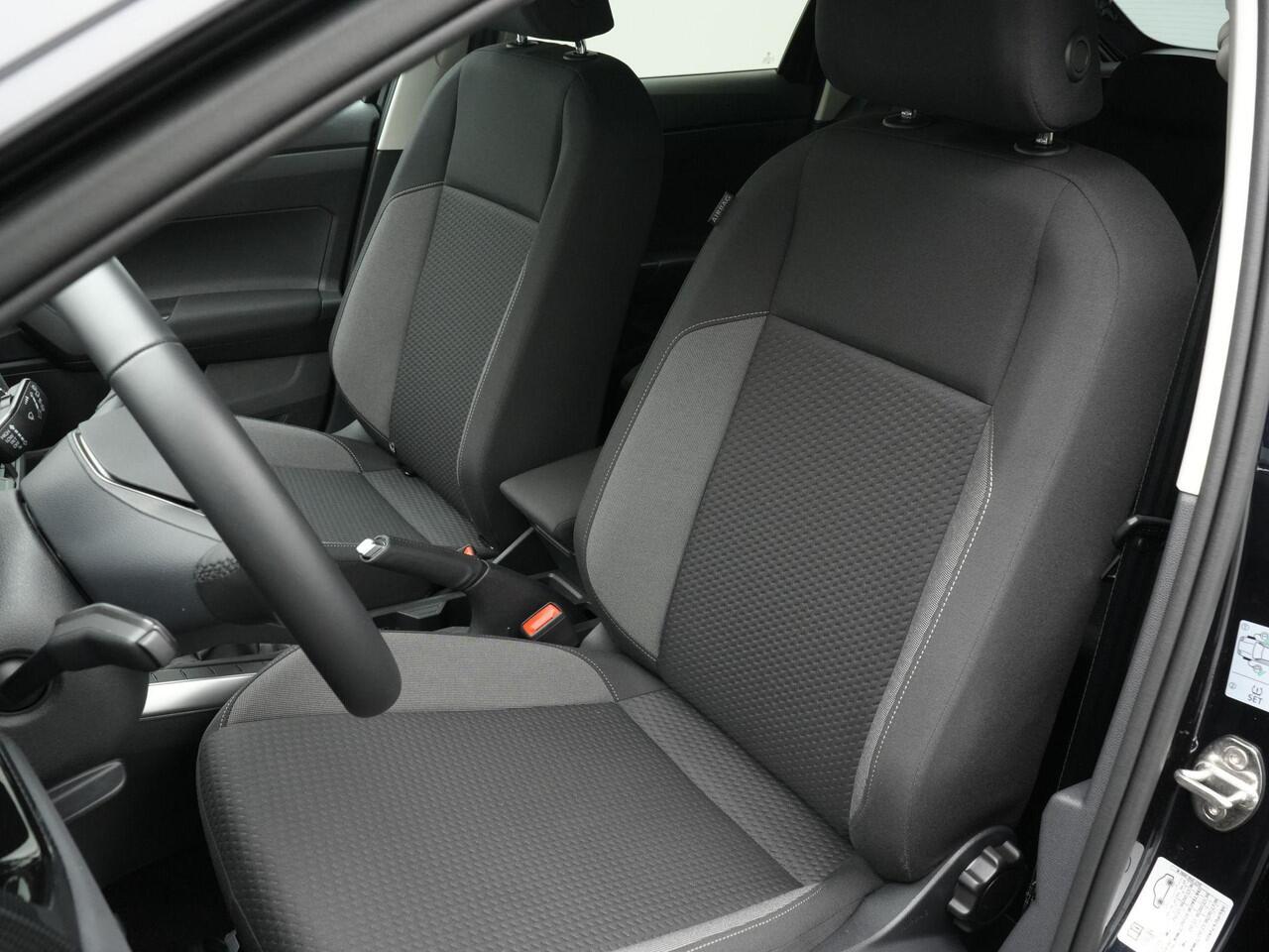 Volkswagen Taigo 1.0 TSI 95 pk Oranje Edition | Achteruitrijcamera | Carplay | Climatronic