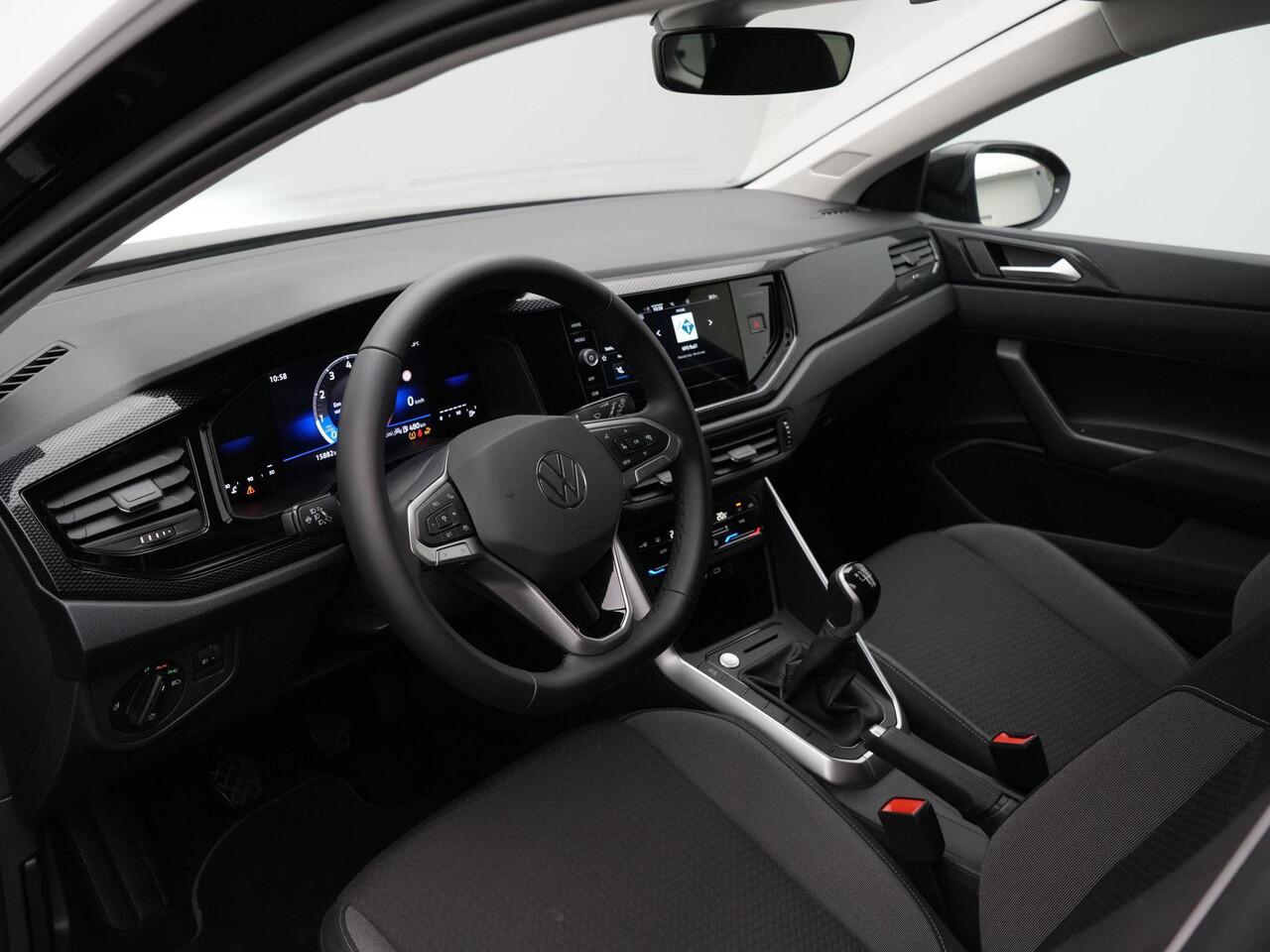 Volkswagen Taigo 1.0 TSI 95 pk Oranje Edition | Achteruitrijcamera | Carplay | Climatronic