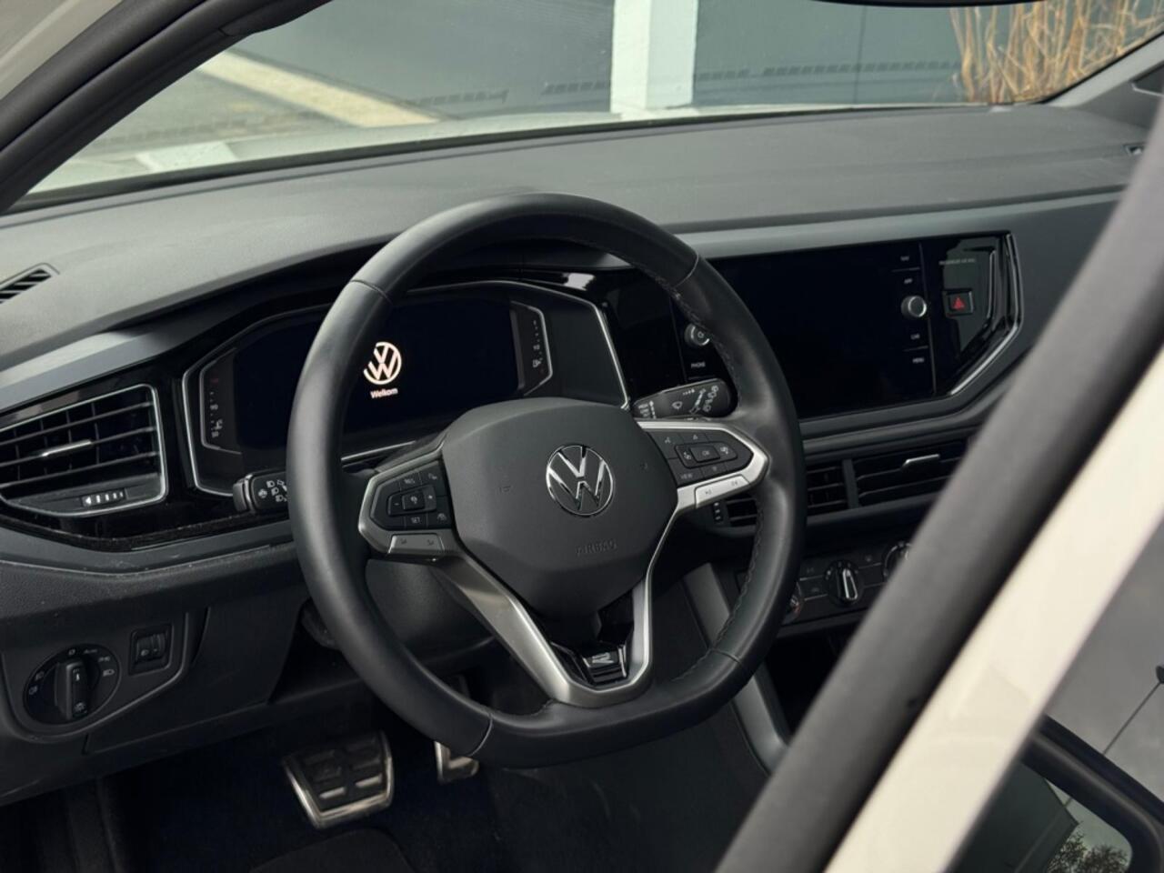 Volkswagen Taigo 1.0 TSI R-Line FULL PANO APPLE CARPLAY LED SPORTVELGEN