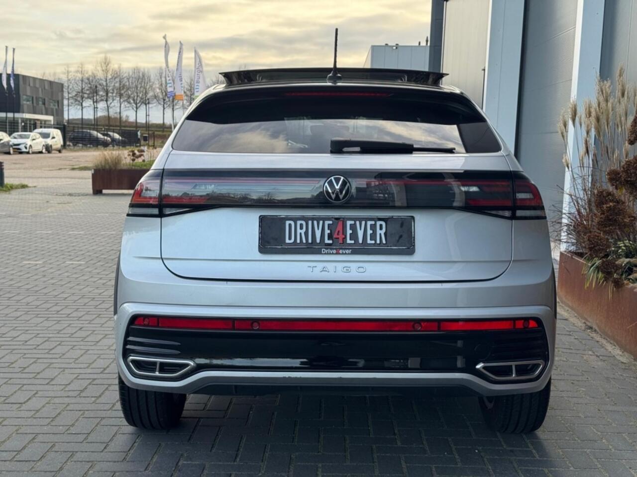 Volkswagen Taigo 1.0 TSI R-Line FULL PANO APPLE CARPLAY LED SPORTVELGEN