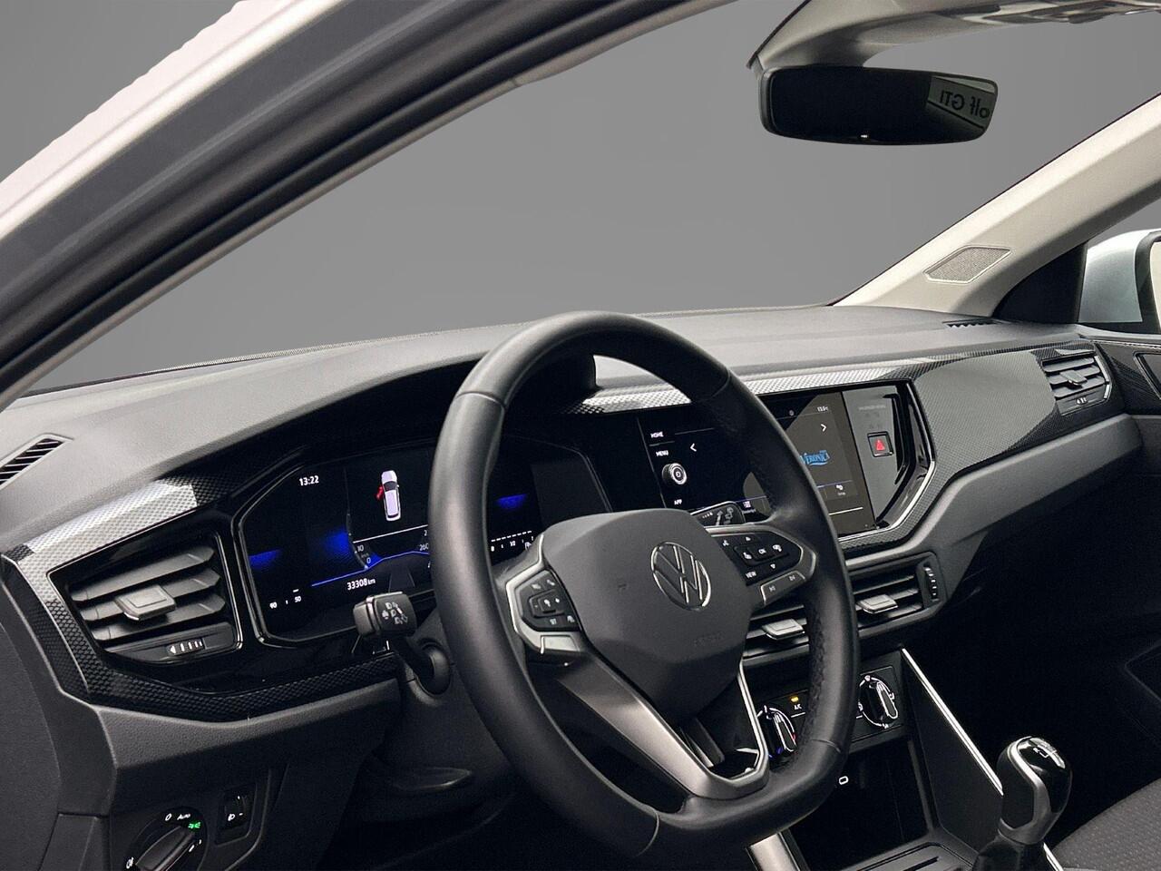 Volkswagen Taigo Life Edition 1.0 TSI 95pk Adaptive cruise control, Achteruitrijcamera, LED koplampen, Airco, App connect, DAB, Radio, Parkeersensor achter