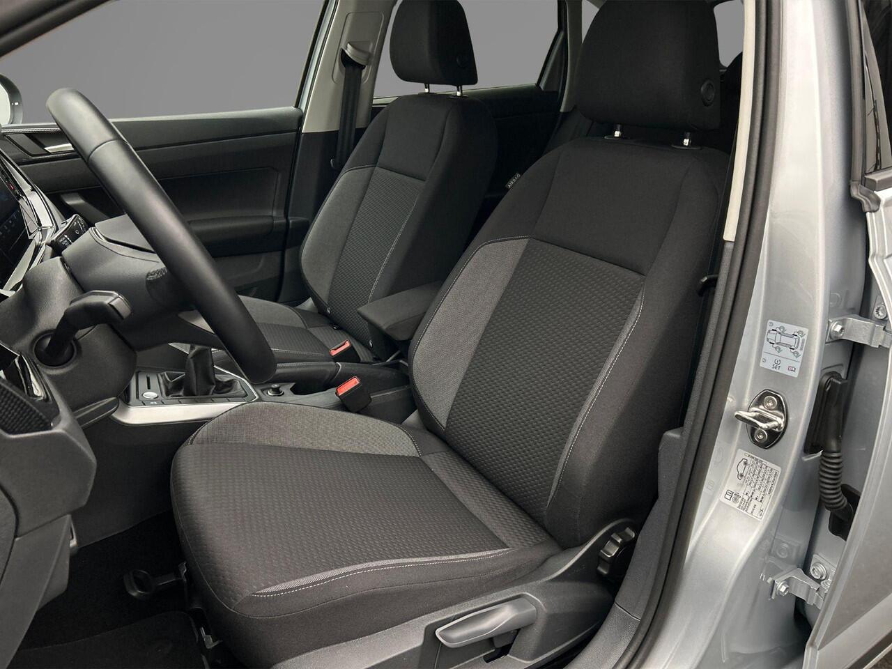 Volkswagen Taigo Life Edition 1.0 TSI 95pk Adaptive cruise control, Achteruitrijcamera, LED koplampen, Airco, App connect, DAB, Radio, Parkeersensor achter