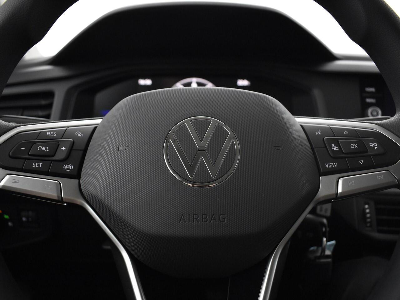 Volkswagen Taigo Edition 1.0 TSI 95 pk 5 versn. Hand · Zijruiten achter en achterruit getint · Multifunctioneel stuurwiel ·