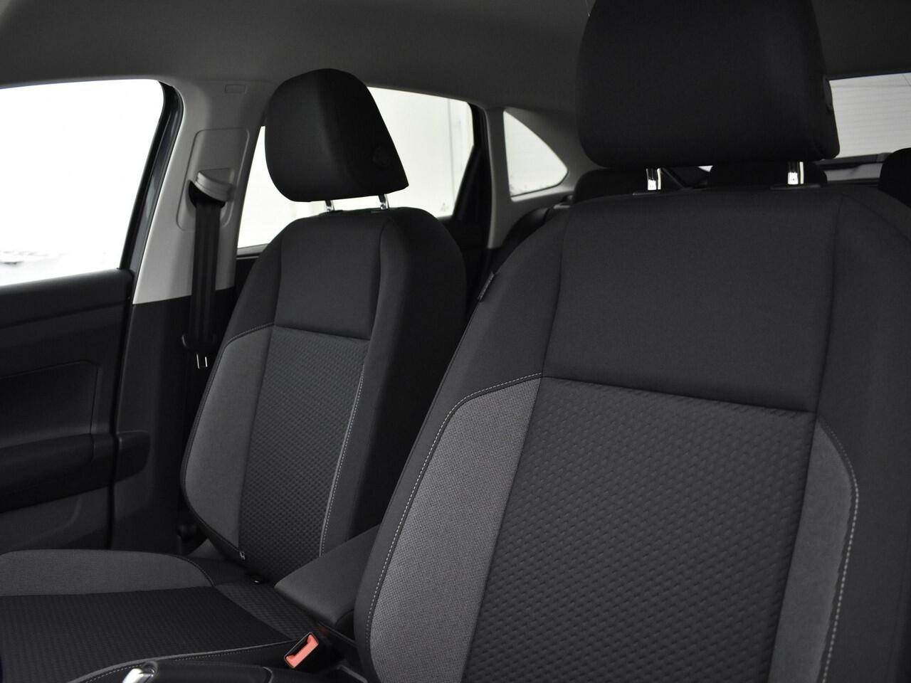 Volkswagen Taigo Life Edition 1.0 TSI 95 pk 5 versn. Hand · Achteruitrijcamera · Achteruitrijcamera · MEGA Sale- Prijs is incl. inruilbonus -