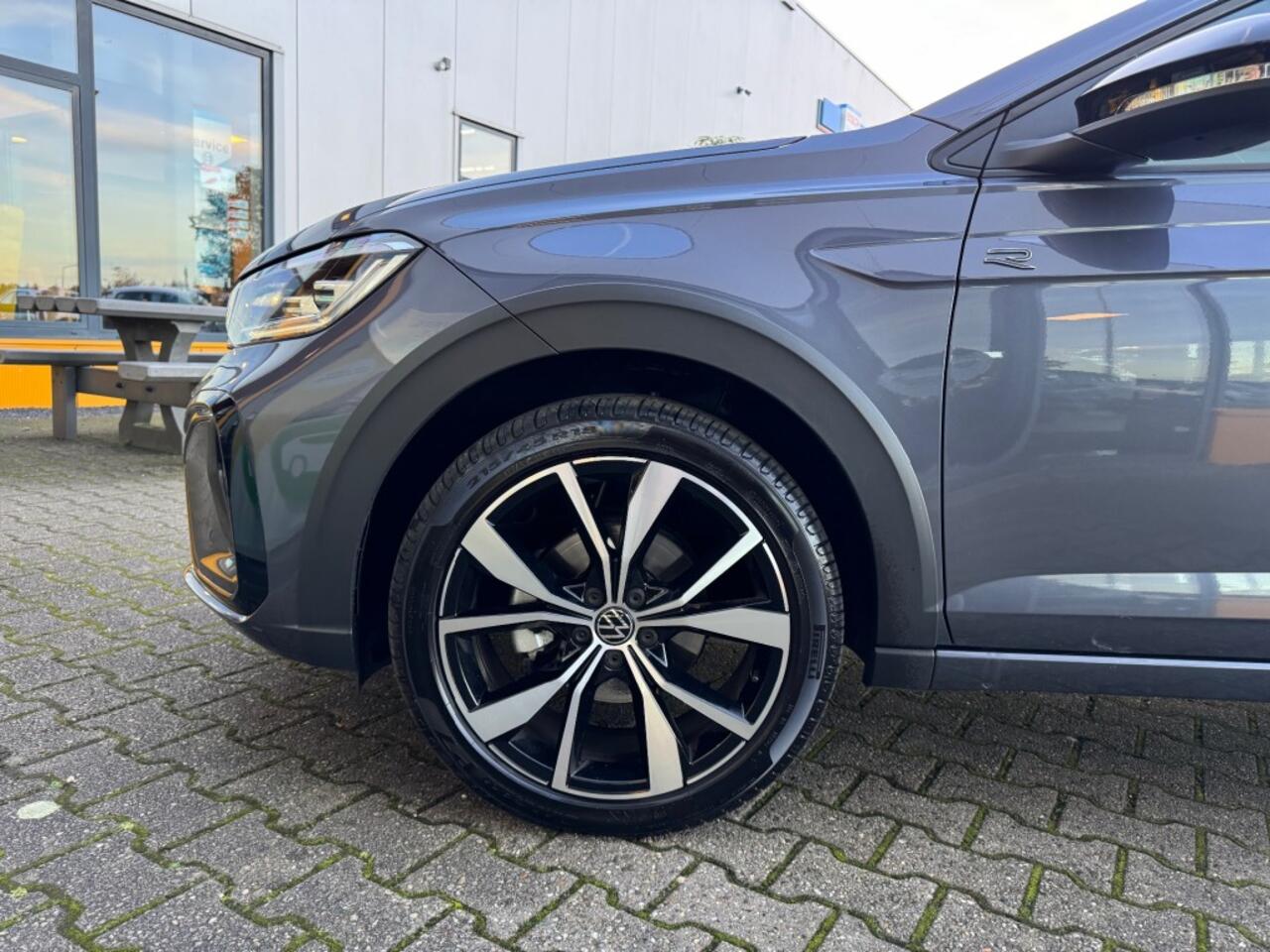 Volkswagen Taigo 1.0 TSI R-Line Ed. - adaptive cruise - iq light - camera