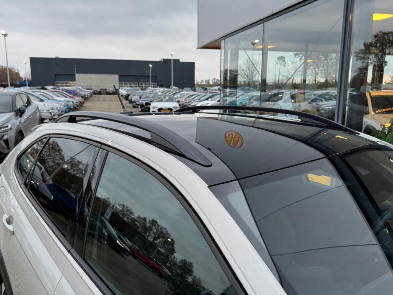 Volkswagen Taigo 1.0 TSI R-Line Ed. - adaptive cruise - iq light - camera