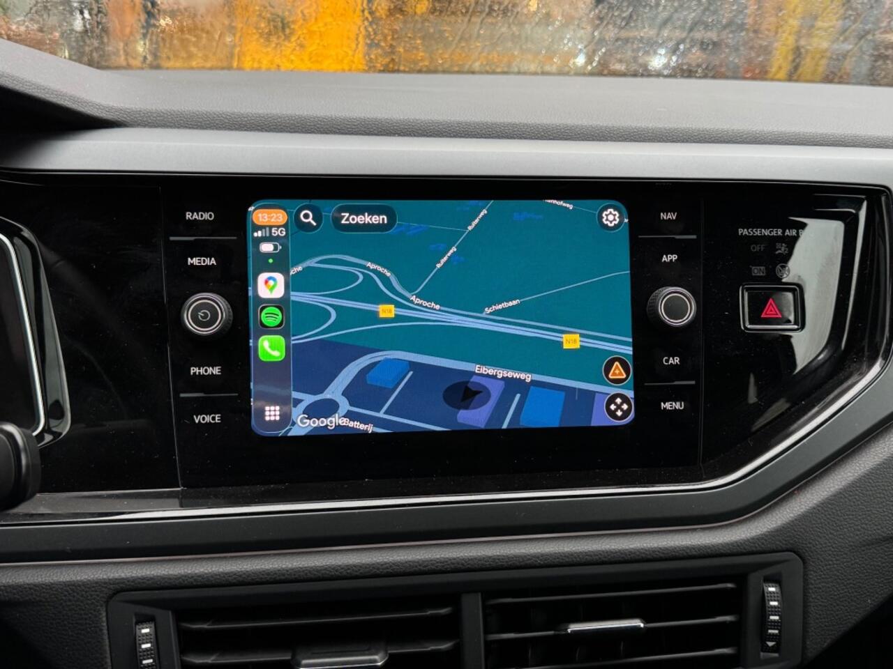 Volkswagen Taigo 1.0 TSI R-Line Ed. - adaptive cruise - iq light - camera