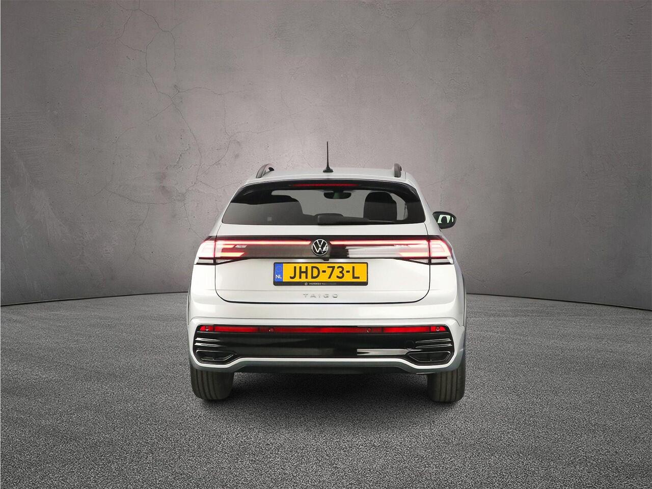 Volkswagen Taigo R-Line Edition 1.0 TSI 115pk DSG Automaat Adaptive cruise control, Black style, Achteruitrijcamera, LED matrix koplampen, Stoelverwarming, Parkeersensoren