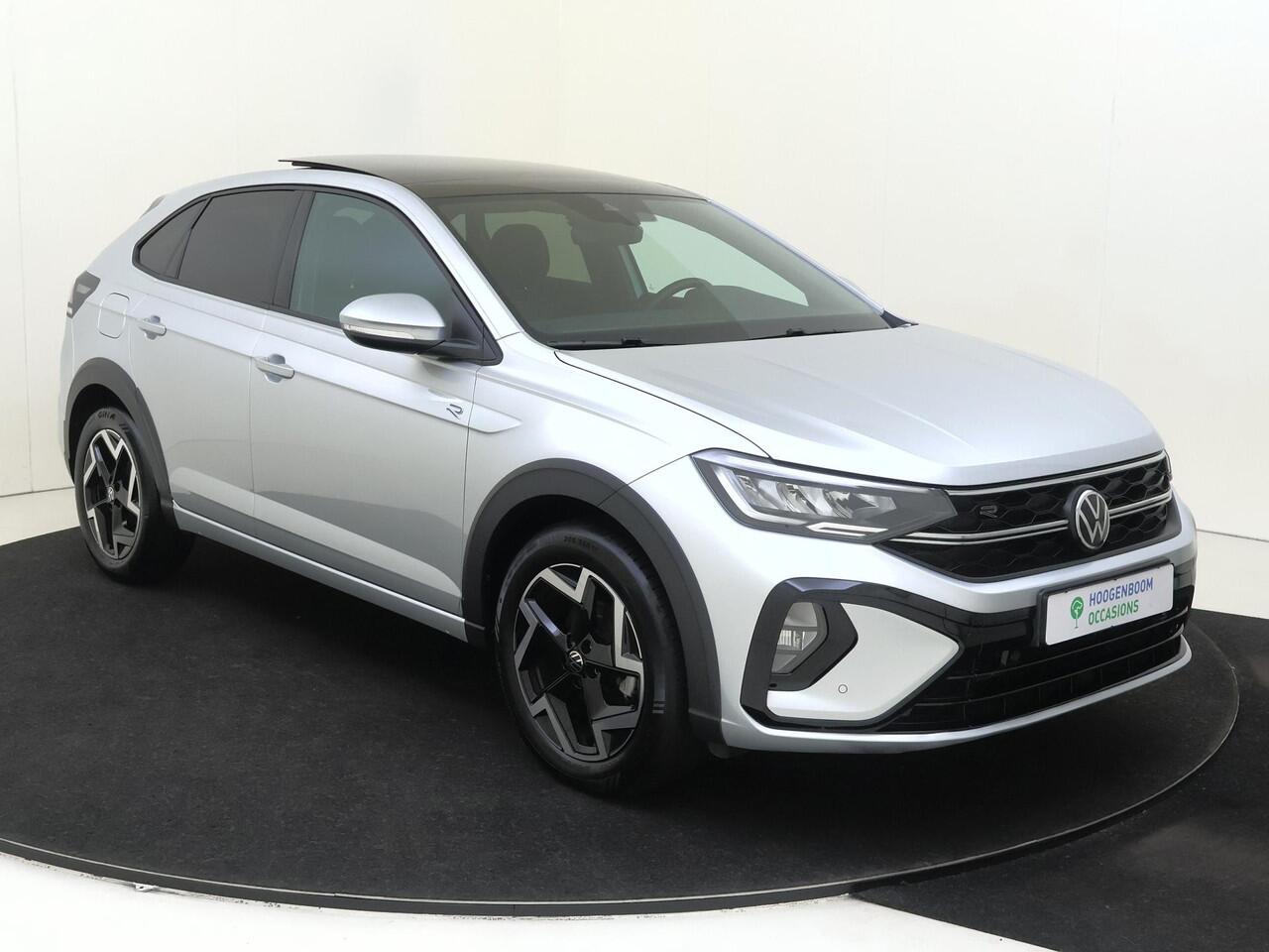 Volkswagen Taigo 1.0 TSI R-Line | Panoramadak | Digital cockpit Pro | Adaptieve cruise control | CarPlay | Parkeersensoren | Draadloze telefoonlader | Elektrisch inklapbare buitenspiegels |