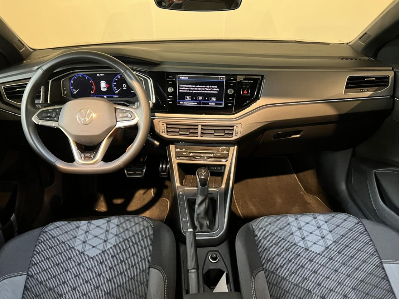 Volkswagen Taigo 1.0 TSI R-Line * Automaat * Panoramadak * rijklaar