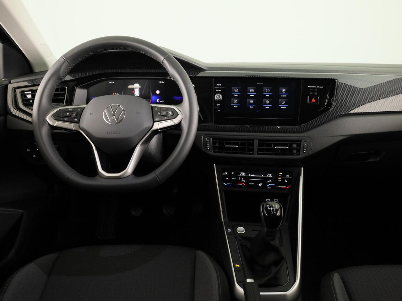 Volkswagen Taigo Life Edition 1.0 TSI 95 PK 5 versn. Hand | Climatronic | Trekhaak | Stoelverwarming | Camera |