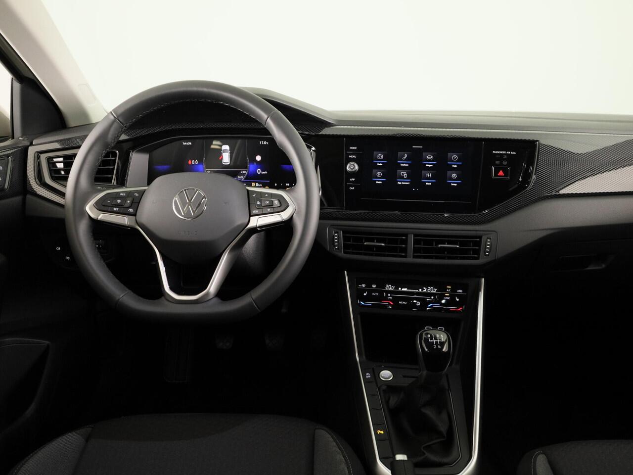 Volkswagen Taigo Life Edition 1.0 TSI 95 PK 5 versn. Hand | Climatronic | Trekhaak | Stoelverwarming | Camera |
