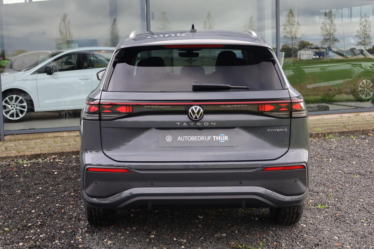 Volkswagen Tayron 1.5 eHybrid Life Edition 204PK / 150kW Achteruitrijcamera, verwarmbare voorstoelen + stuurwiel, Apple Carplay & Android Auto, navigatie, dodehoekdetectie (Side Assist), Keyless Entry & Start, full LED koplmapen, trekhaak incl. aanhanger manouvreerhulp (Tr