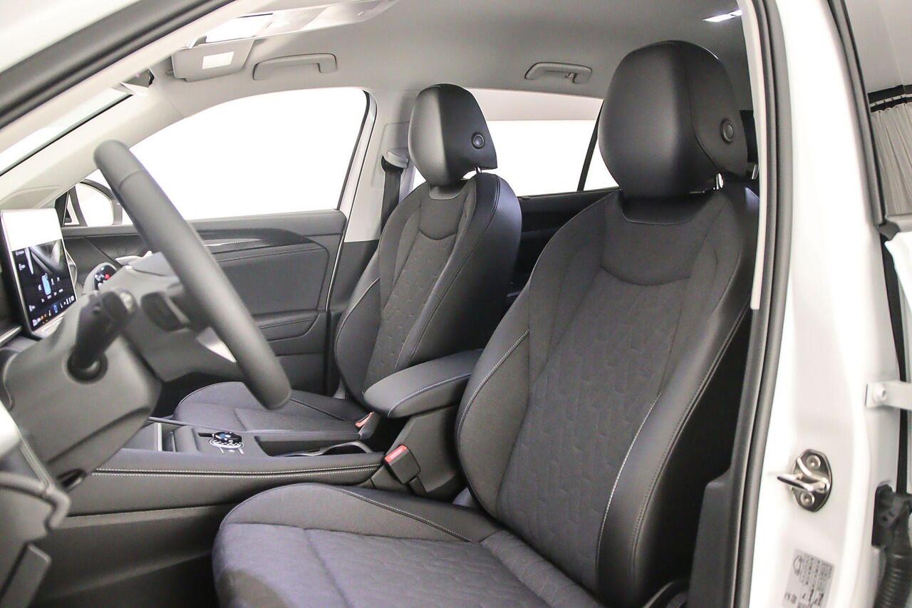 Volkswagen Tayron Life Edition 1.5 TSI eHybrid 204pk DSG Automaat Trekhaak, Achteruitrijcamera, Adaptive cruise control, Elektrische achterklep, Stoelverwarming, LED verlichting, Parkeersensoren