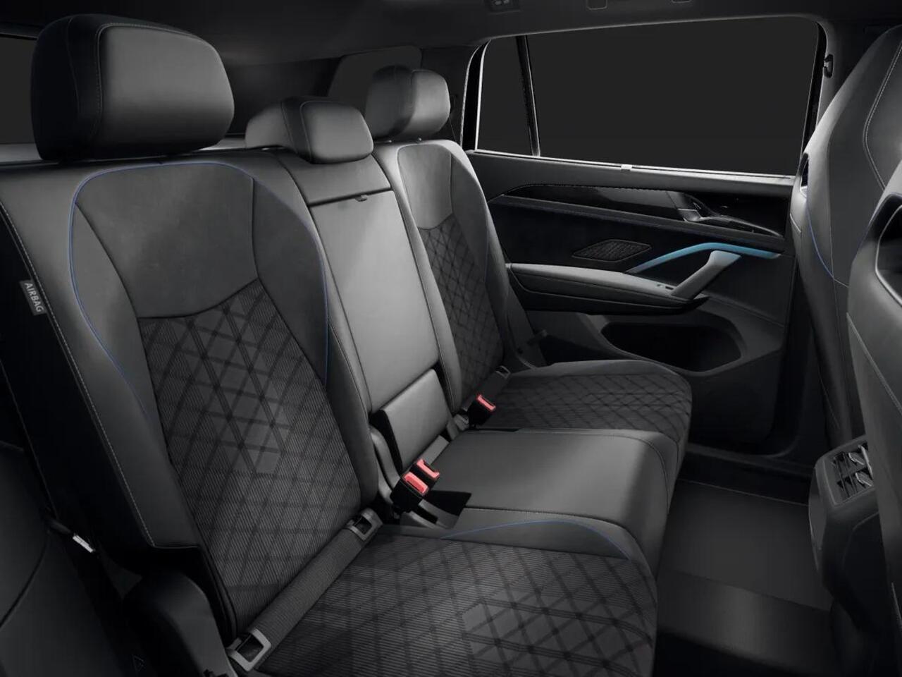 Volkswagen Tayron R-Line Edition 1.5 eHybrid 150 kW / 204 PK SUV 6 v