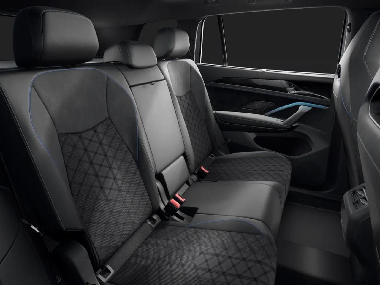 Volkswagen Tayron R-Line Edition 1.5 eHybrid 150 kW / 204 PK SUV 6 v