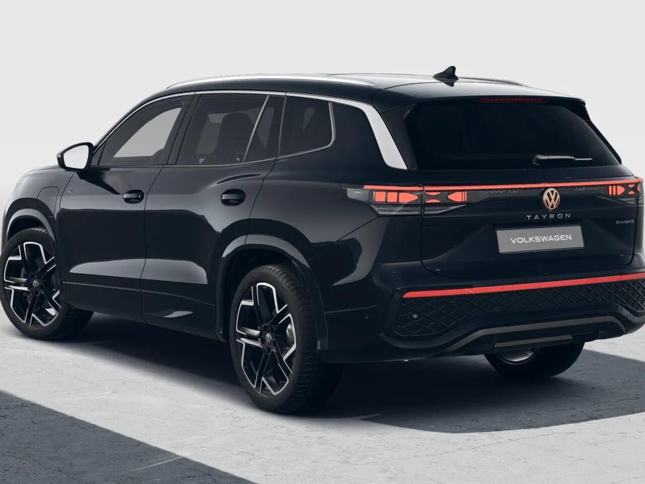 Volkswagen Tayron R-Line Edition 1.5 eHybrid 150 kW / 204 PK SUV 6 v