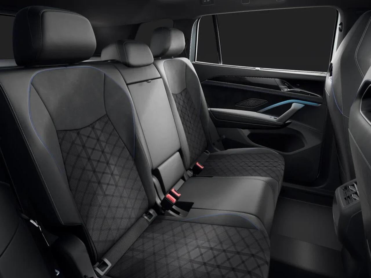 Volkswagen Tayron R-Line Edition 1.5 eHybrid 150 kW / 204 PK SUV 6 v