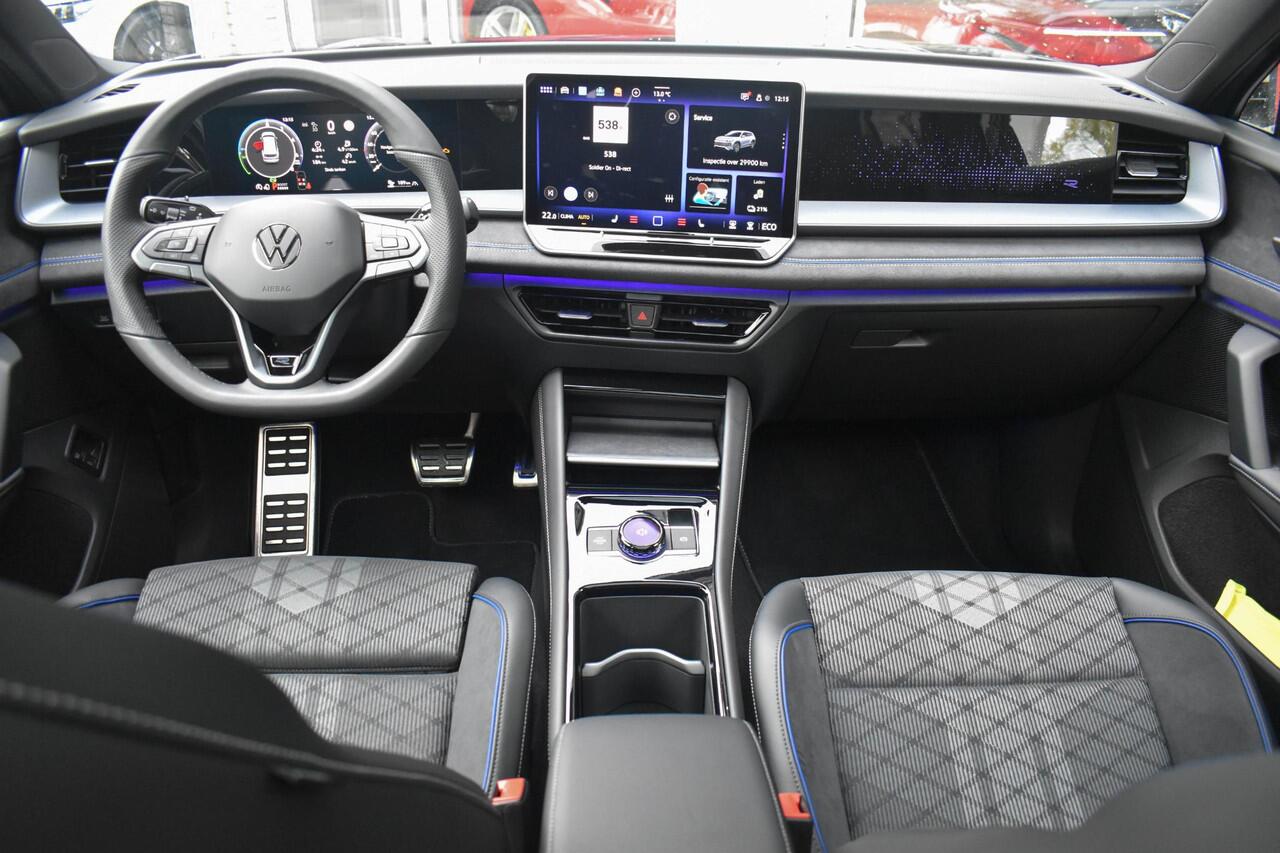 Volkswagen Tayron 1.5 eTSI R-Line Edition Pano Camera ACC Sfeerverli