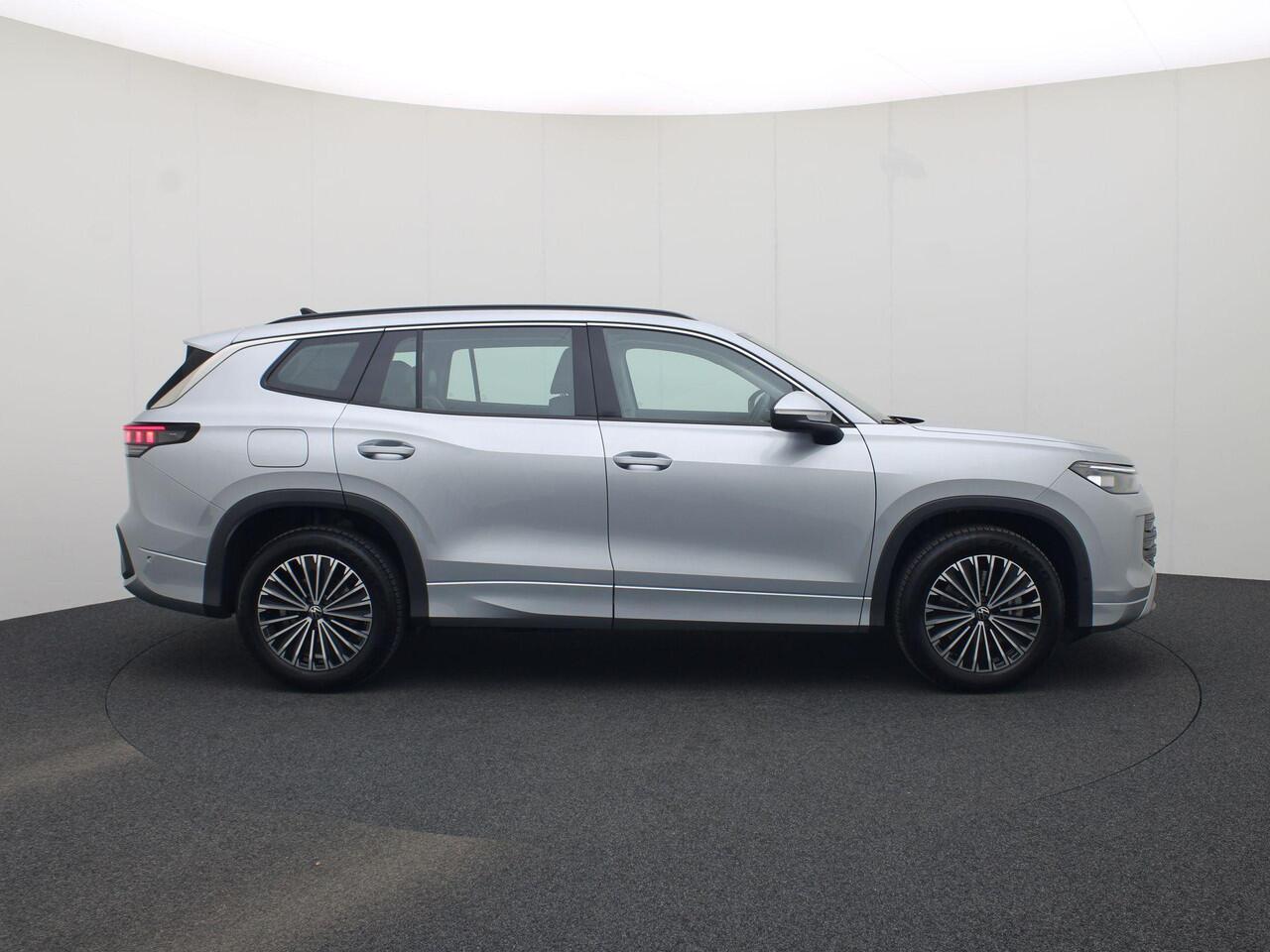 Volkswagen Tayron 1.5eTSI/150PK Life 7p. DSG · 360° Camera + Parkeersensoren · Trekhaak · Stoel-& stuurverwarming · Garantie tot mei 2025