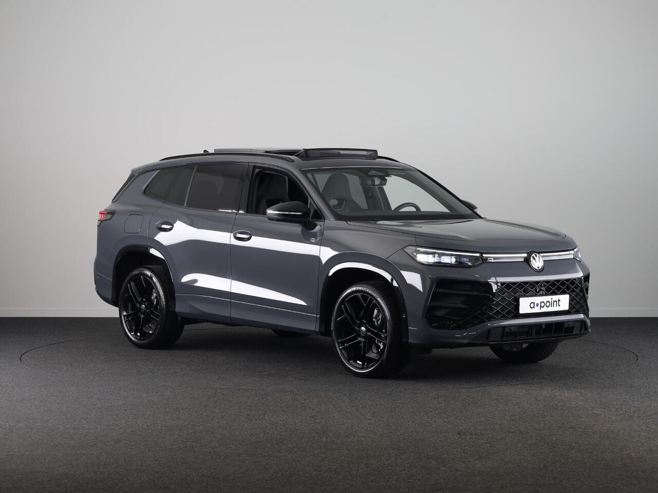 Volkswagen Tayron 1.5 eHybrid R-Line Edition 272 PK PHEV | Panorama dak | Black Style | 20"LM velgen | Stoel- en stuurverwarming | 360 graden camera |