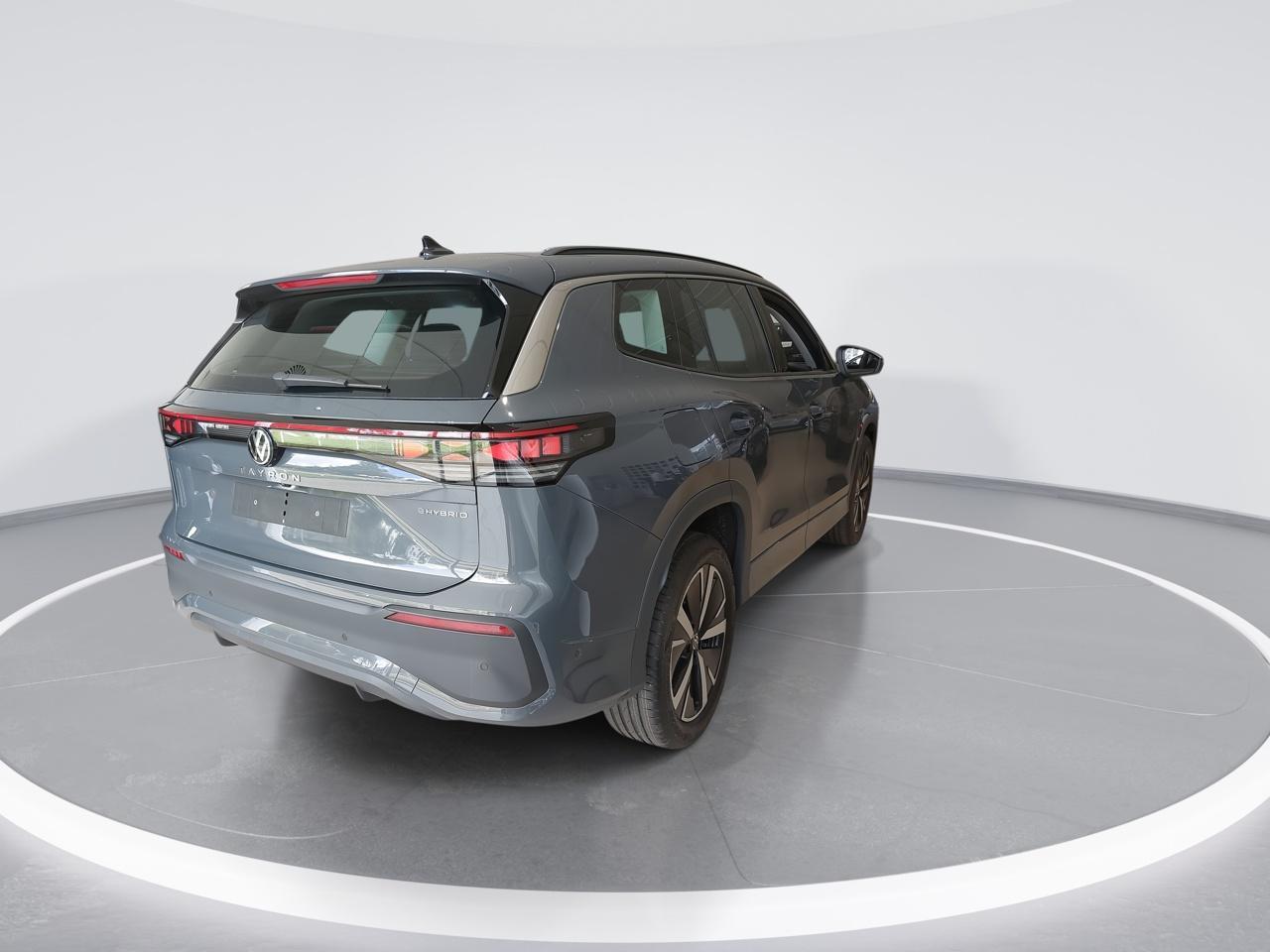 Volkswagen Tayron Life Edition 1.5 eHybrid 204 pk 6 versn. DSG · Comfort pakket · Achteruitrijcamera · Draadloze telefoonlader · prijs is incl inruilbonus