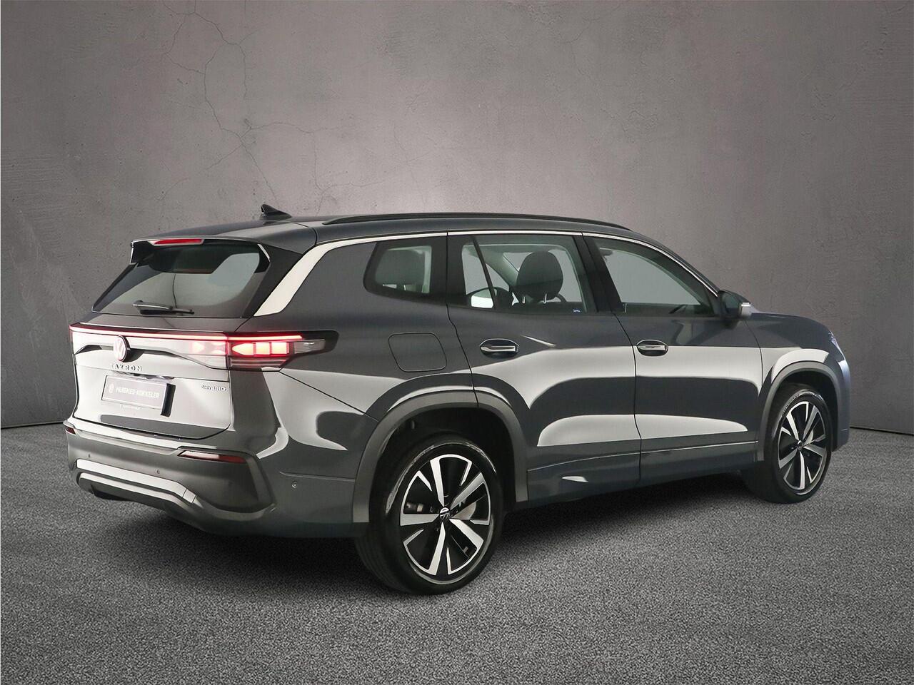 Volkswagen Tayron Life Edition 1.5 TSI eHybrid 204pk DSG Automaat Navigatie, Adaptive cruise control, Elektrische achterklep, Achteruitrijcamera, LED koplampen