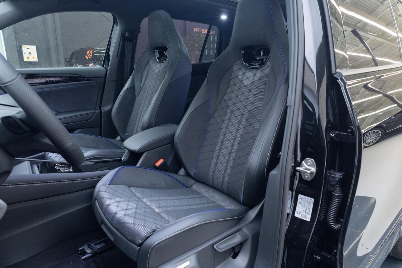 Volkswagen Tayron 1.5 eHybrid R-Line Edition | Black Style | Trekhaak | Panoramadak | 20 inch |