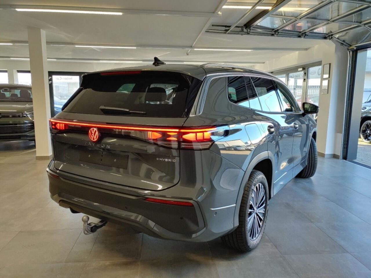 Volkswagen Tayron 1.5 TSI E-HYBRID LIFE TREKHAAK/CAMERA/CARPLAY/ACC/HUD/STOELVERW