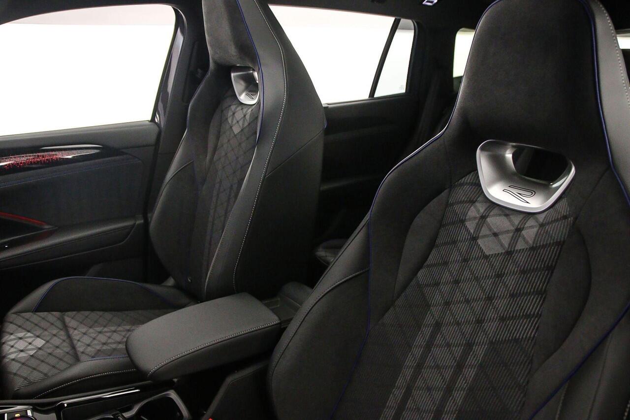 Volkswagen Tayron R-Line Edition 1.5 TSI eHybrid 272pk DSG Automaat Trekhaak, Panoramadak, Adaptive cruise control, Navigatie, 360 camera, Elektrische achterklep