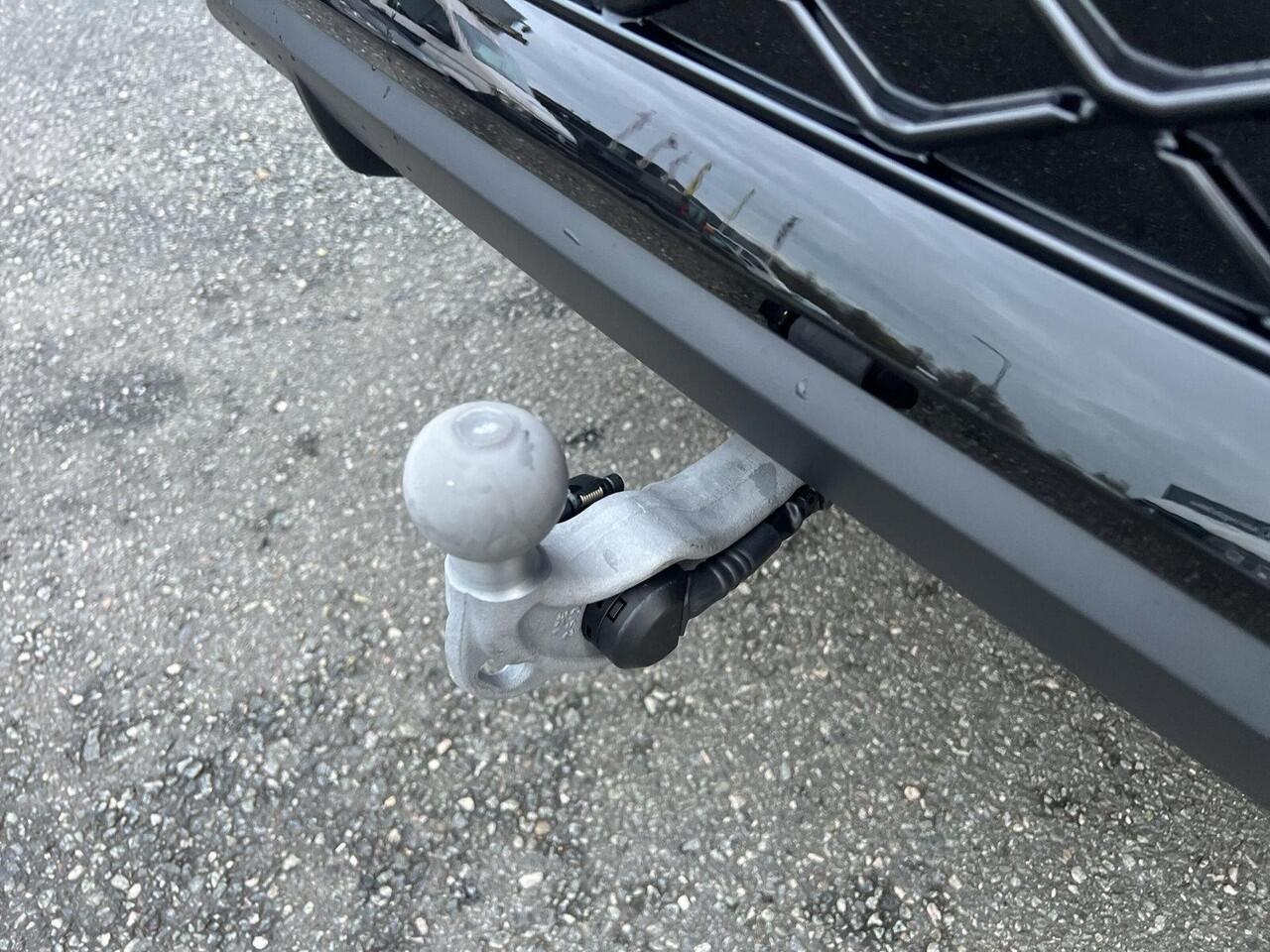 Volkswagen Tayron 1.5 eHybrid R-Line Edition | 272PK | PHEV | Trekhaak | Pano |