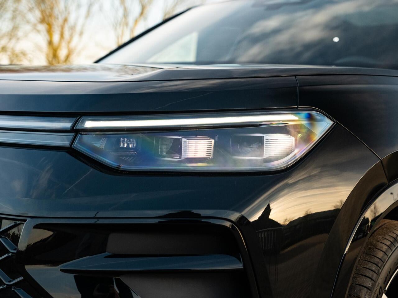 Volkswagen Tayron 1.5 eHybrid R-Line Plus | Model 2026 | Pano | 20" | Adap Cruise | Elek Trekhaak | Winterpack | Massagestoel ErgoActive | Etc..