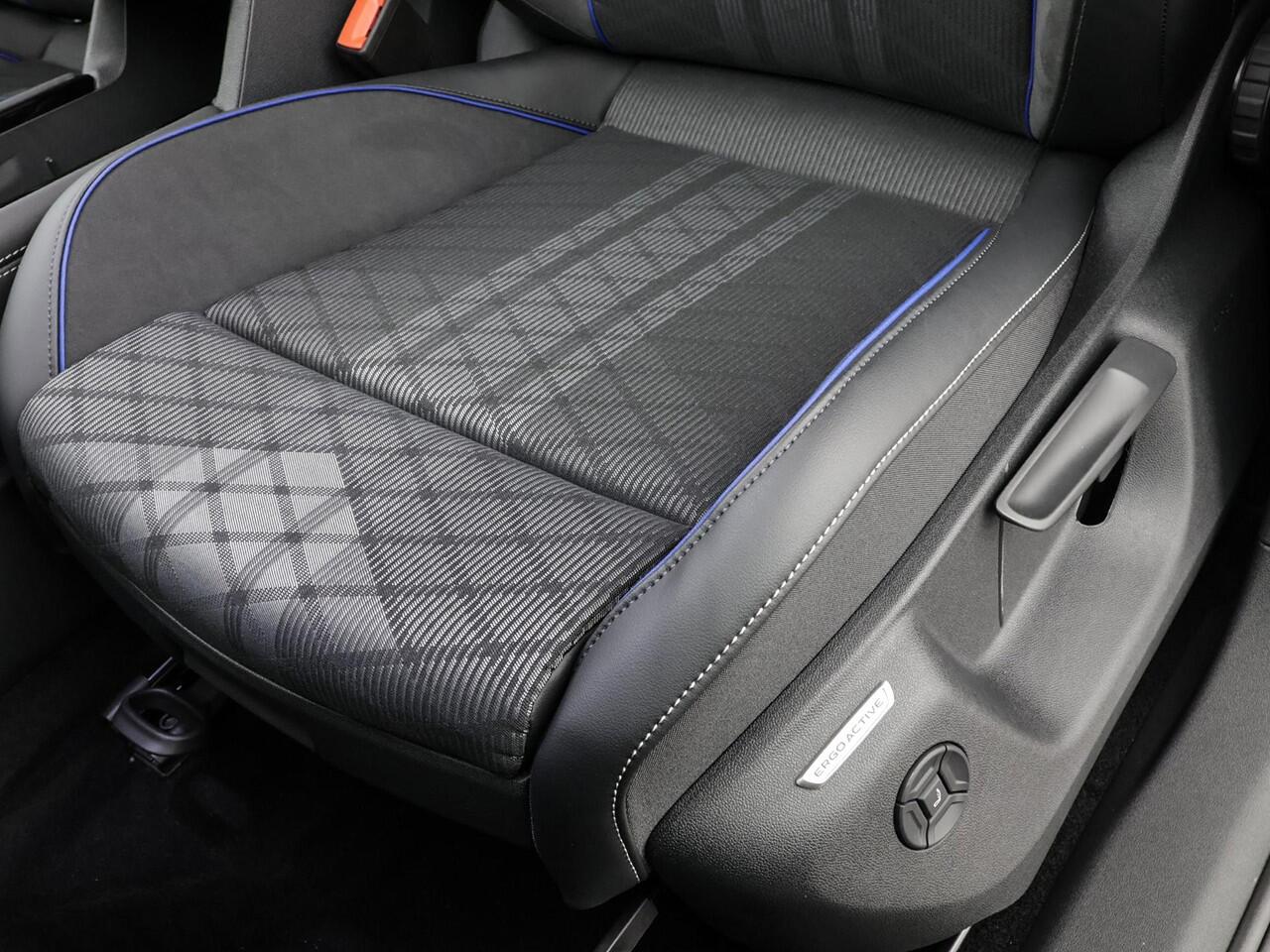 Volkswagen Tayron 1.5 eHybrid 272PK DSG R-Line · Panoramadak · Camera · Keyless · Massage · Apple/Android Car Play · 20'' Inch · Garantie t/m 29-09-2030 of 100.000km