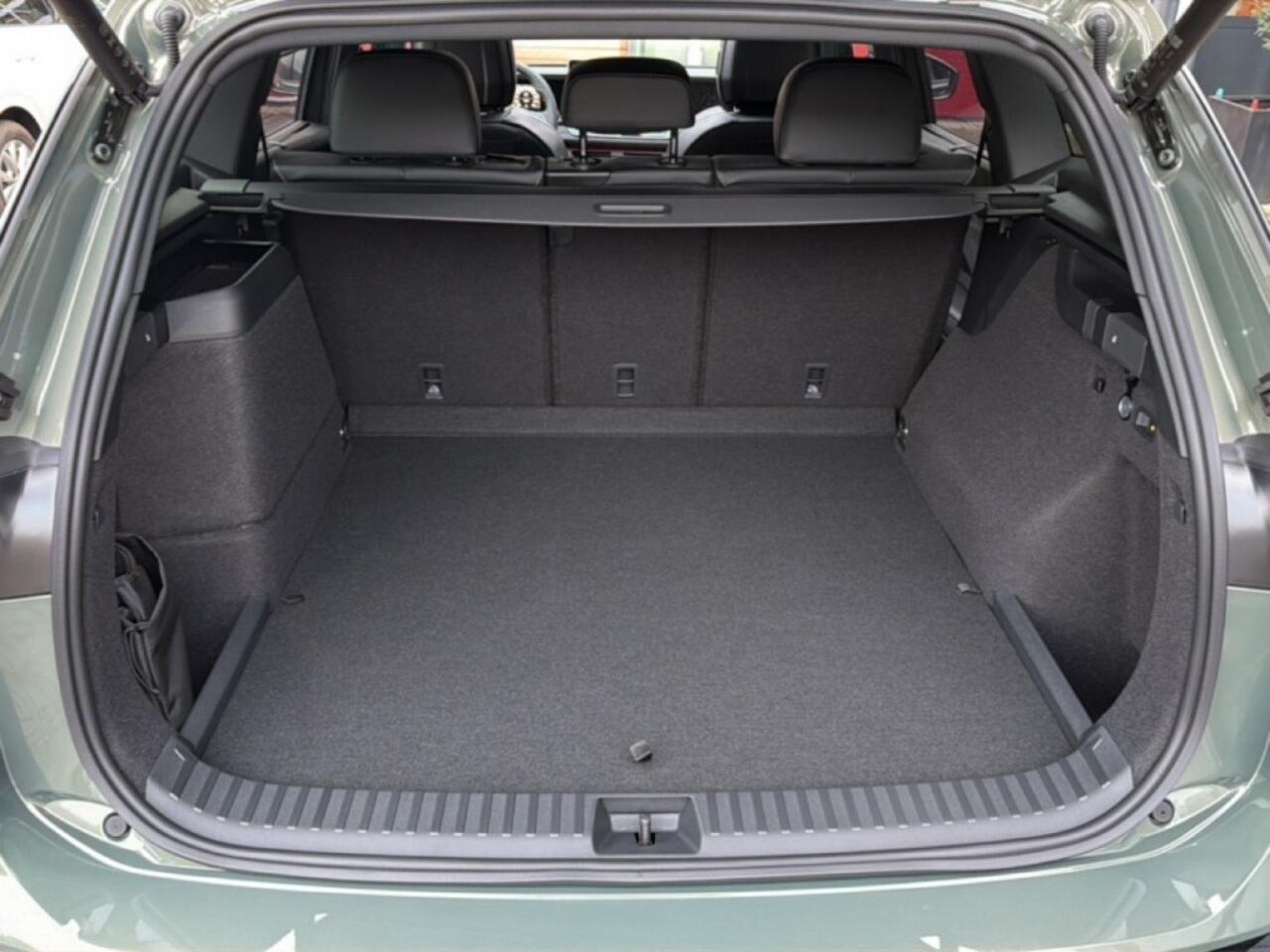 Volkswagen Tayron 1.5 TSI DSG EHYBRID 272PK R-LINE PANO.DAK/TREKHAAK/ACC/H+K/CAMERA/NAVI/CARPLAY