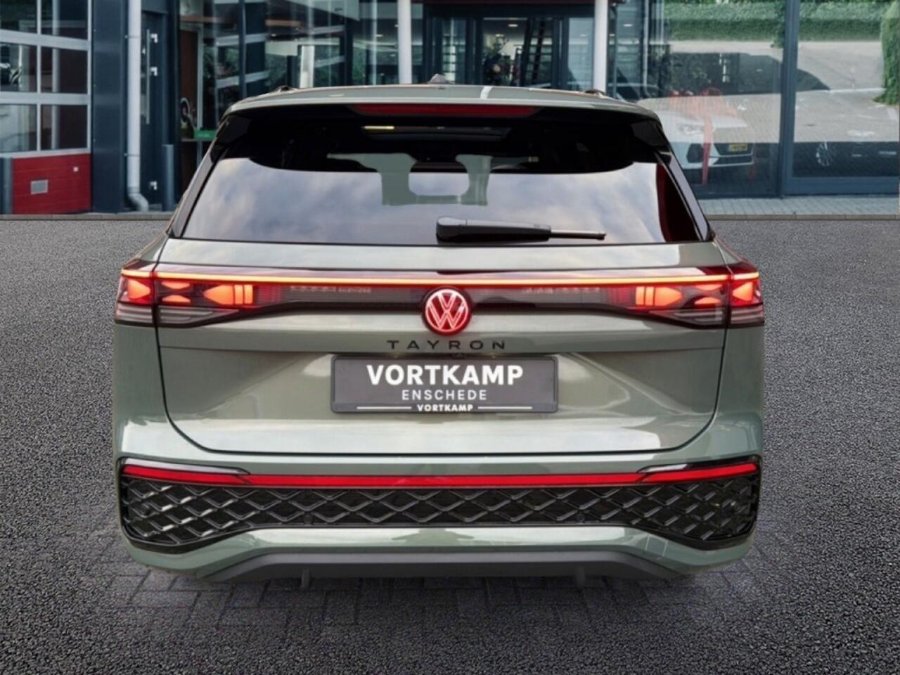 Volkswagen Tayron 1.5 TSI DSG EHYBRID 272PK R-LINE PANO.DAK/TREKHAAK/ACC/H+K/CAMERA/NAVI/CARPLAY